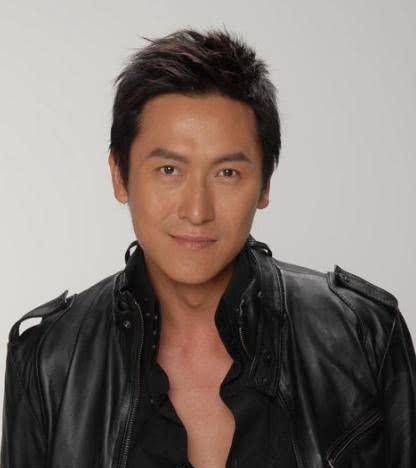 他是tvb"第一海拔",儿子长相高级混血风,身高已超185的老爸_马德钟