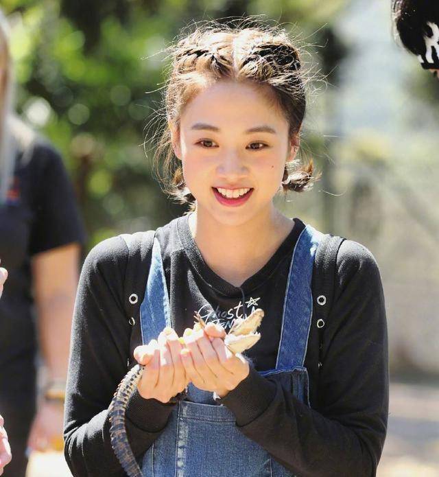 她救过赵丽颖,恋过张翰,名气不大硬照却美成仙!_颖宝_唐艺昕_吴映洁