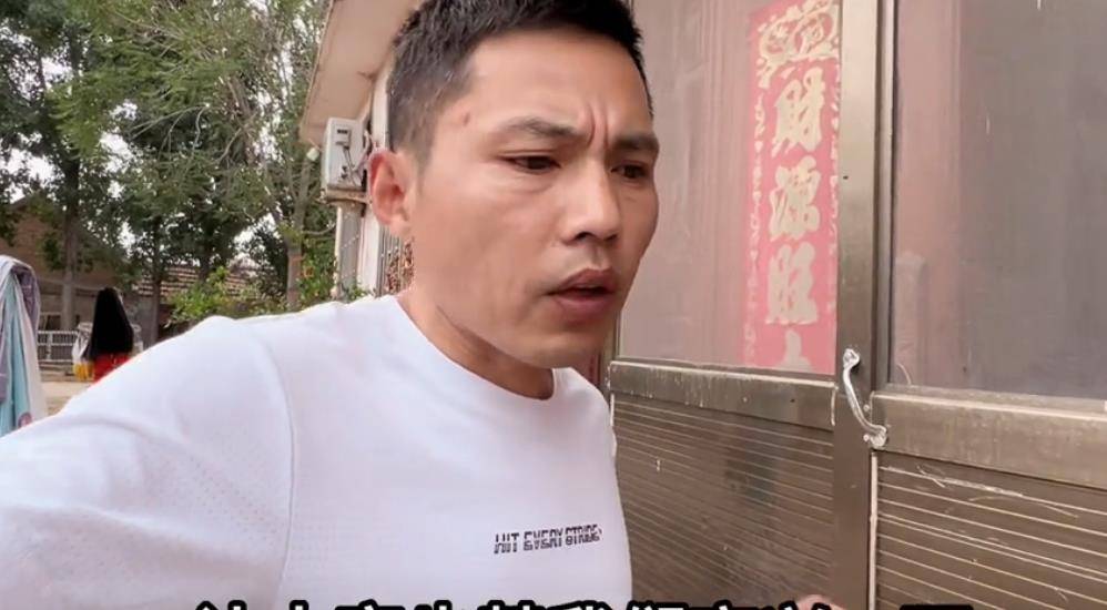 网红小月月离开两个月后,涛子宣布女儿幸福,网友:天使回来了_榴莲