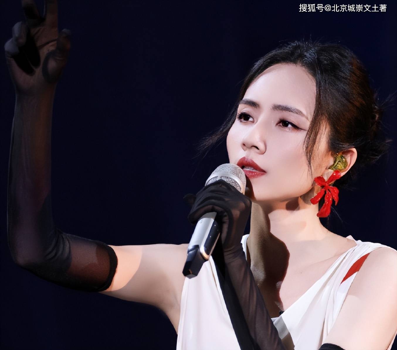 浪姐4:四公神仙打架,周笔畅强势归来,刘惜君美依礼芽锁定胜局_谢娜