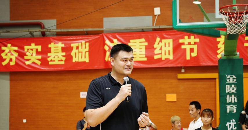 看43岁的你卸任cba董事长,我长舒了口气_篮球_比赛_奥尼尔