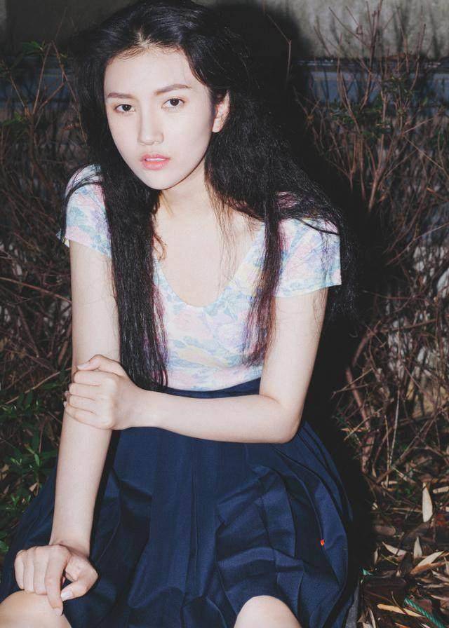 王传君20岁女友清纯动人,素颜照都这么美,两人日常秀恩爱太搞怪_李沫