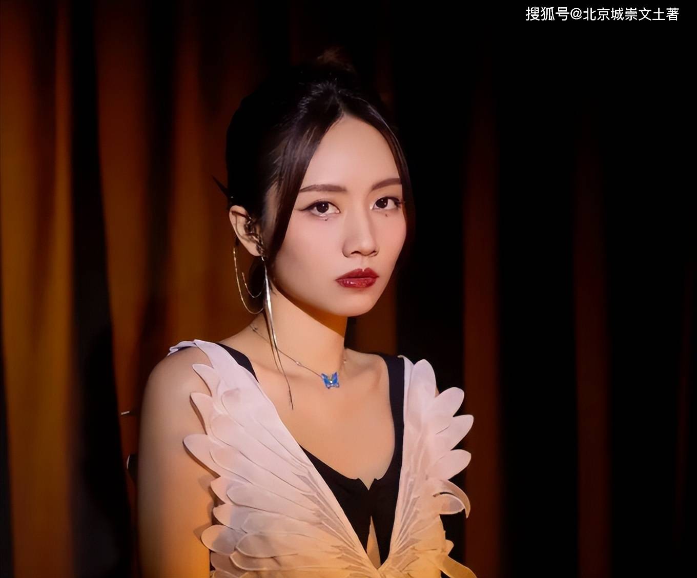 浪姐:美依礼芽刘惜君,四公吊打全场,献唱《青鸟》排名降维打击_观众