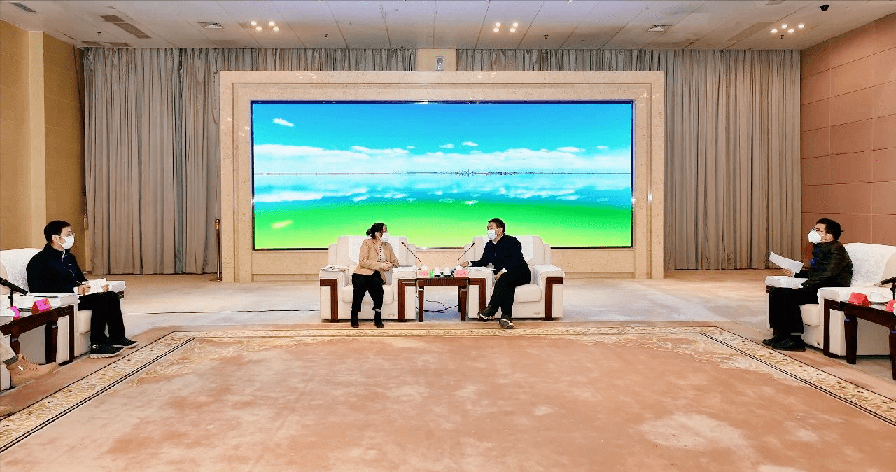 探秘广东"惠州女首富"的背后故事:控制59家企业,市值1241亿_骆锦红_亿