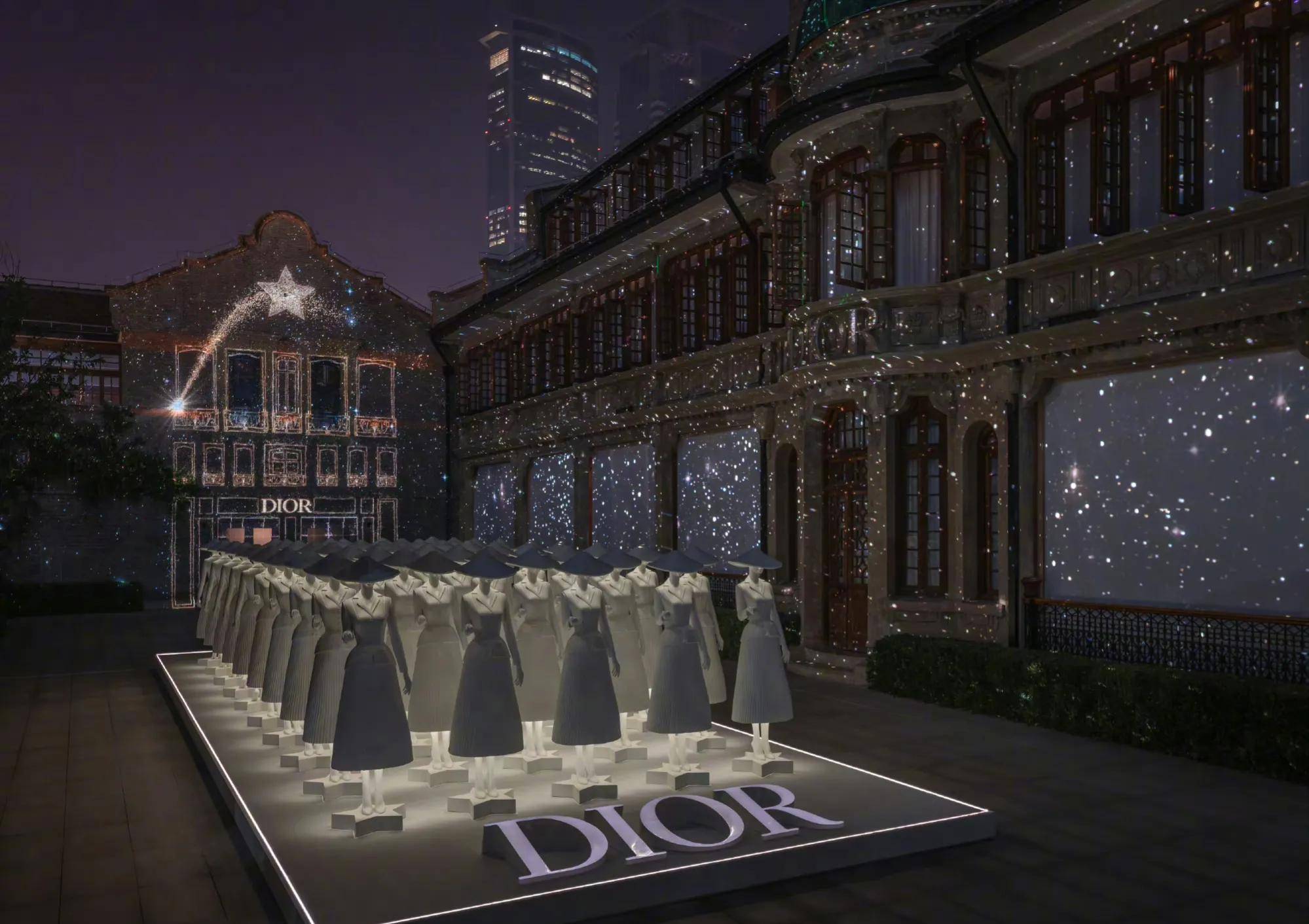 时尚-迪奥张园晚宴:韩庚与卢靖姗相得益彰,红裙与迪丽热巴珠宝相得