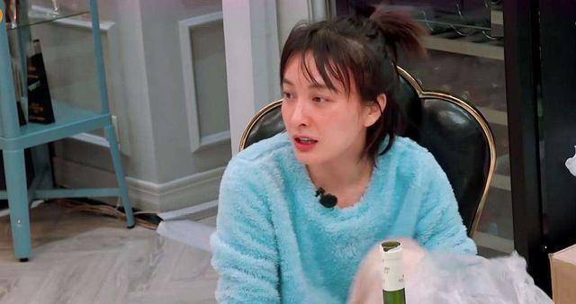吴昕过生日,徐海乔和谢娜一同庆生,爱情友情总会如期而至_节目_细节