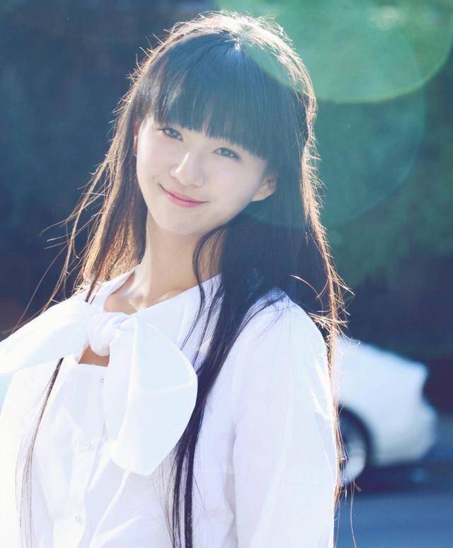 小彩旗和裘继戎还在一起吗?