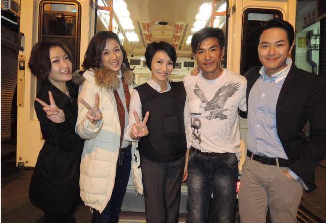 例如在《巨轮》正直女警杨曼芝,《忠奸人》亦忠亦邪的大律师赵敏晖