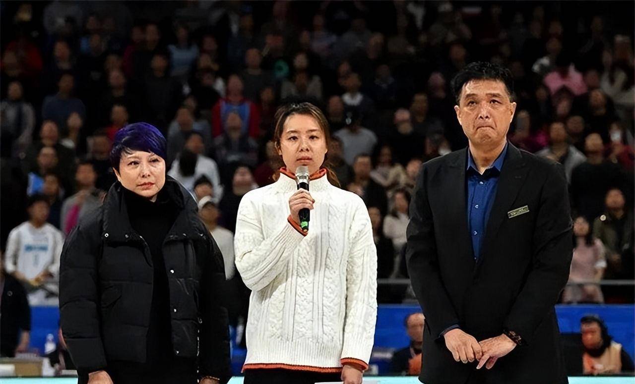19年首钢队长吉喆肺癌离世,4年后妻子未再婚,恩师闵鹿蕾将退休_北京