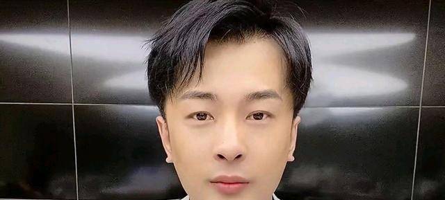 辛巴又来一波大热度,818粉丝该喜还是忧_ks_辛选_一大