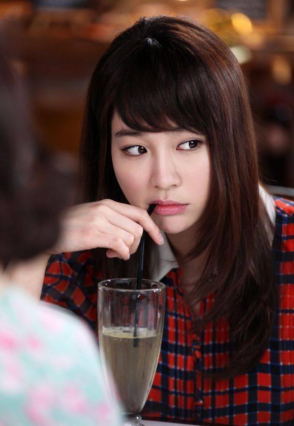 秀智像狗仔一样去偷拍_孔刘_感觉_剧中