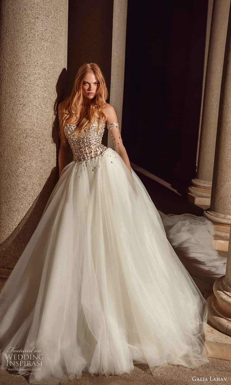 galia lahav 2024 "amor" 高定春季婚纱系列 向歌剧《卡门》致敬_新娘