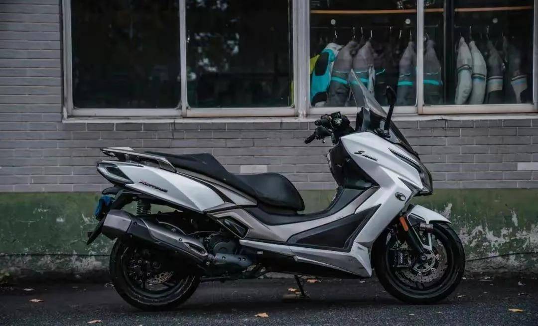 但是结合现款三阳巡弋300高达41800元的价格来说,新款肯定也会贵了不