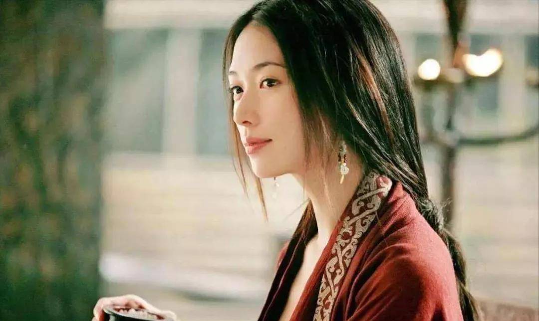 孙策和周瑜英年早逝以后,貌美如花的大乔小乔命运如何?