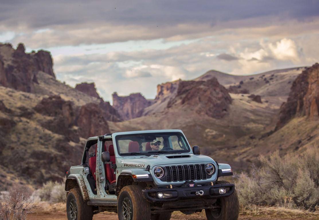 经典造型更加修长jeep最新家族设计语言——外观部分——起售价格为