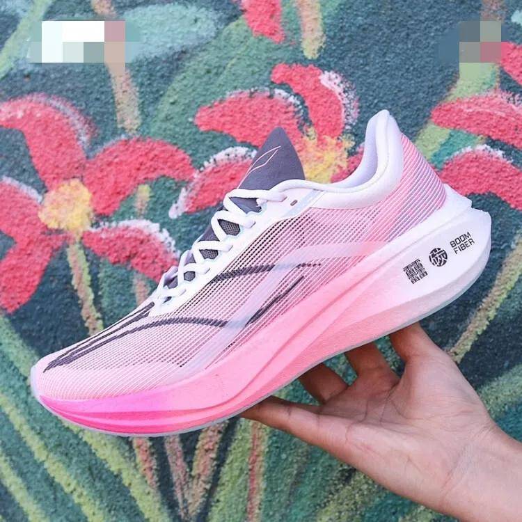 飞电3c-精英跑鞋日常竞速训练性能怪兽_网络_图片_科技