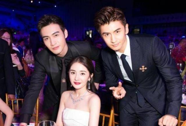 杨幂旗下艺人,为人低调,颜值在线,张彬彬笑容里有阳光!