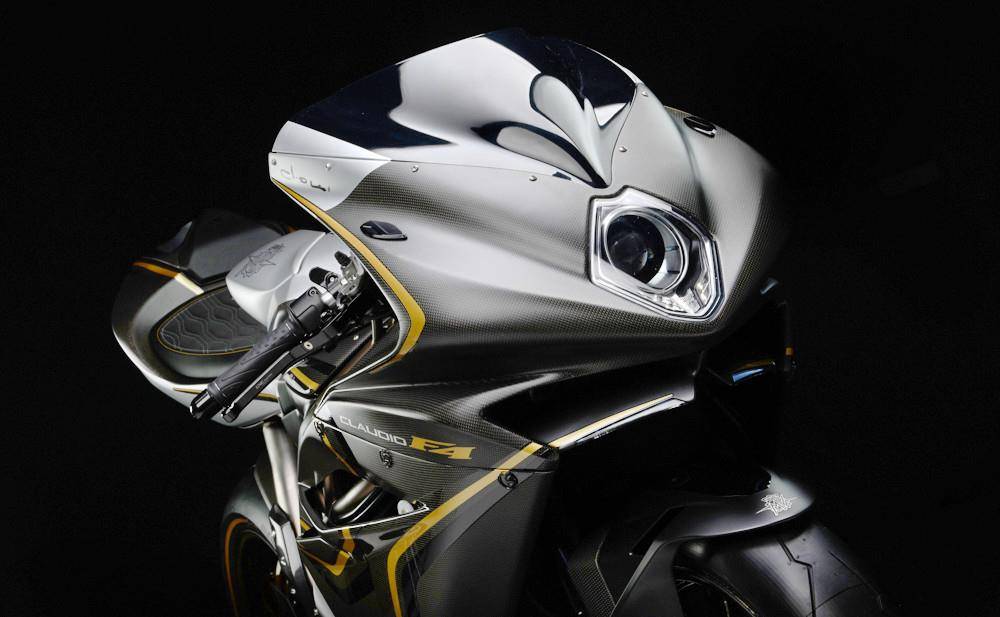带205马力卖300万元,成最贵量产摩托,国内限2辆_奥古斯塔_车型