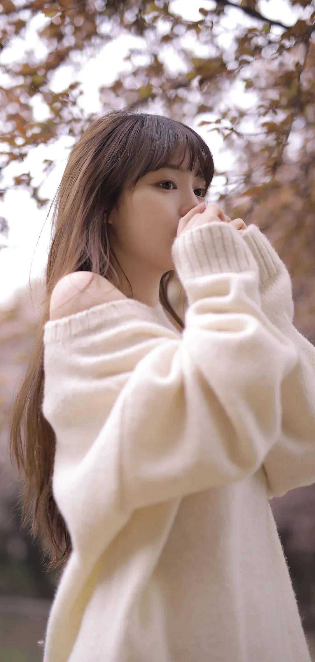努力打造甜美少女风,散发着柔情与自信_女性_气质_自然美