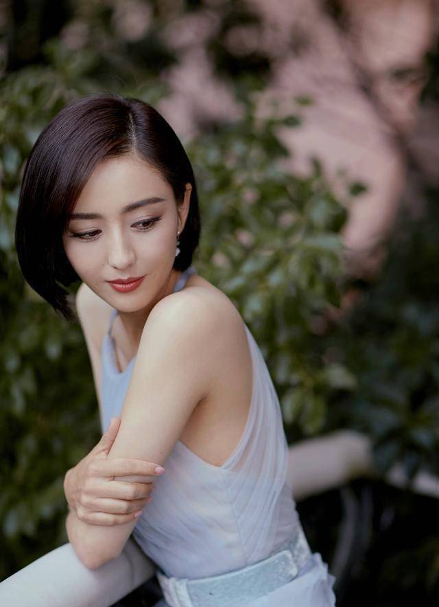 老公是导演却拼实力,佟丽娅诠释了什么叫逆袭_角色_年龄_爱情