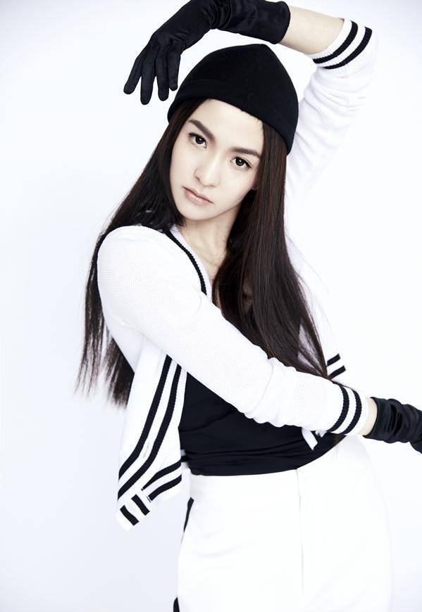 唐诗逸,在《浪姐3》中再次惊艳全场_舞蹈_金星_首席