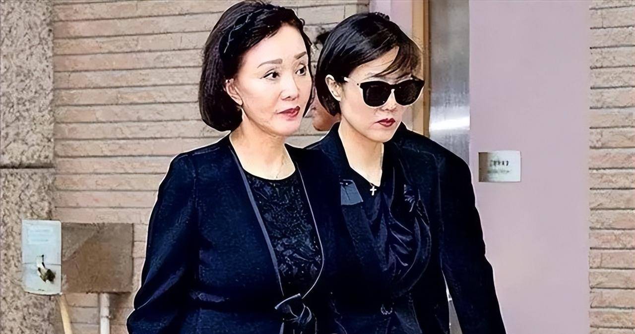 何莉莉与赵世光的爱情罗曼史_电影_邵氏_清理