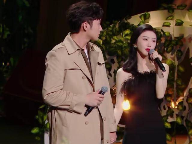 景甜还原名场面,对视三秒后,张彬彬忍不住夸赞:太美了_电视剧_杨幂