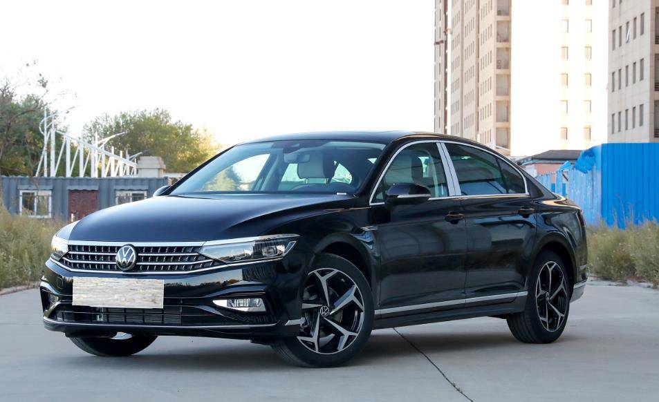 全面评测2023款大众迈腾,燃油车的全力一击 ,2.