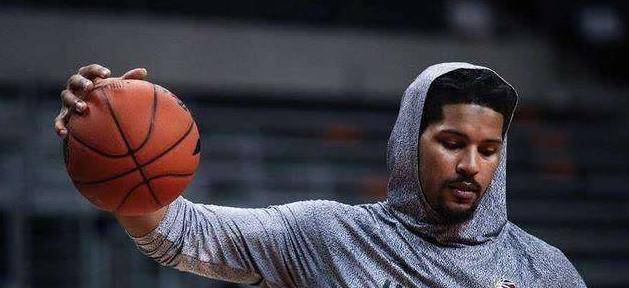 新疆男篮签下五名外援cba总冠军成唯一目标_赛季_泰勒戴维斯_亚当斯