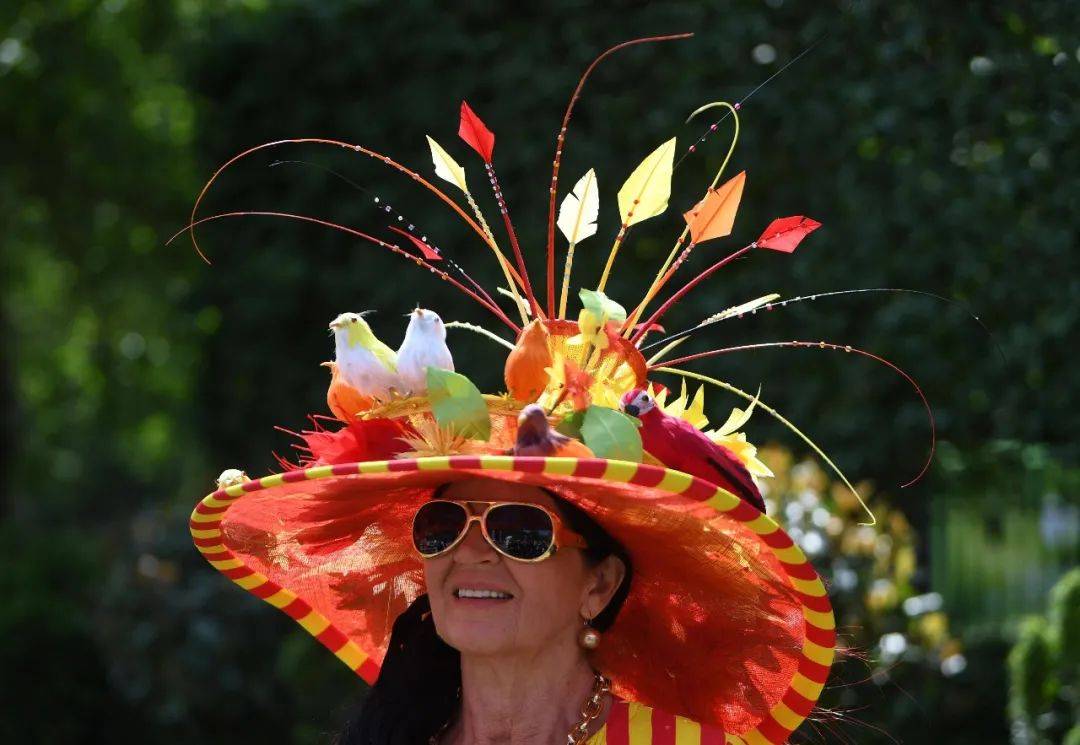 对于帽子这件东西,英国人究竟有多爱?