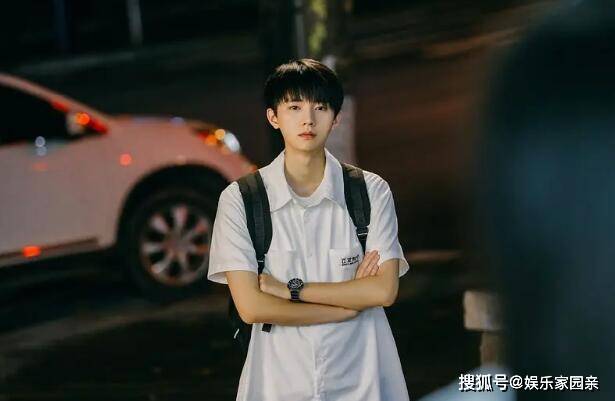 姜佳一开始喜欢的人是沈谦宇,后来喜欢上了顾然,最后跟顾然在一起了.