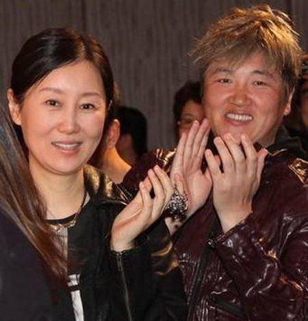 分手10年,孙楠和前妻买红妹近况天差地别,网友:渣男报应来了_潘蔚