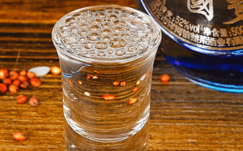 喝酒也要顺应季节,纯谷物酒是真不错_口感_香气_故事