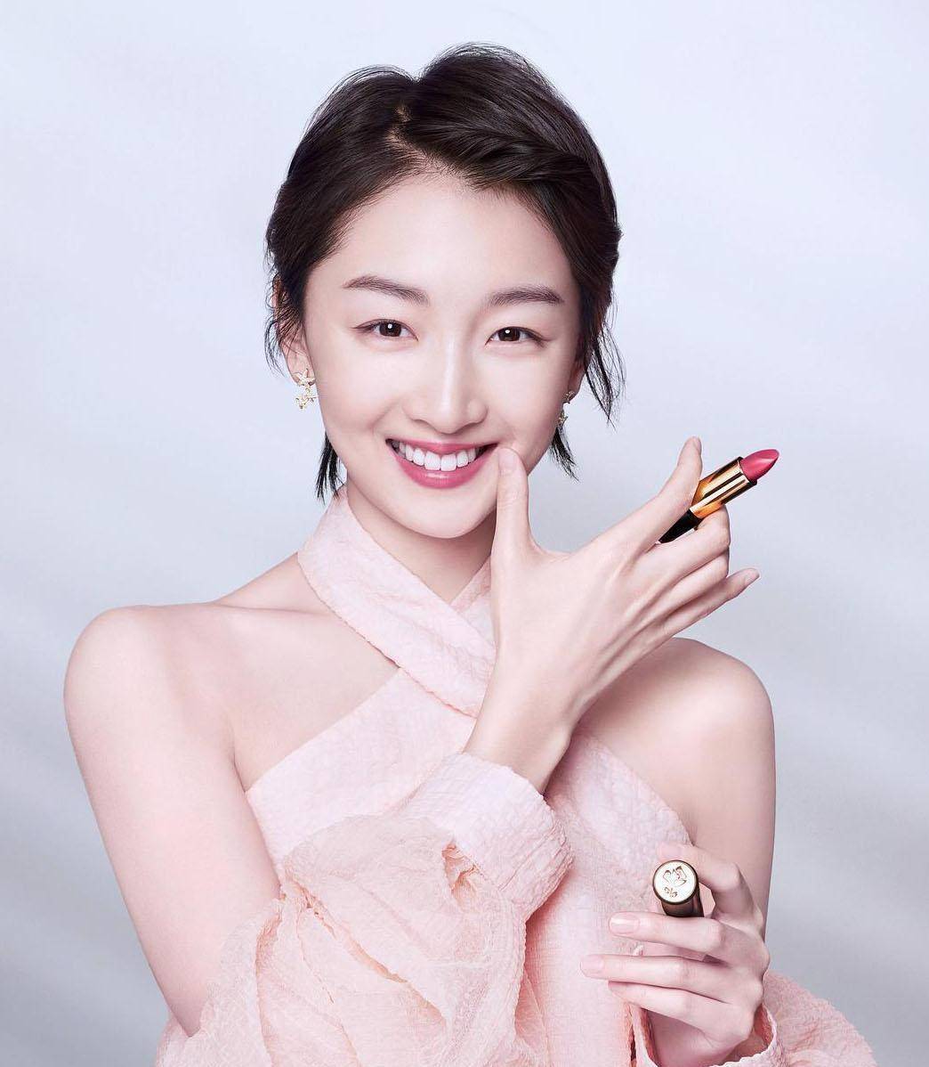 周冬雨绿洲发图说自己是烤鸭,原来不是梗.