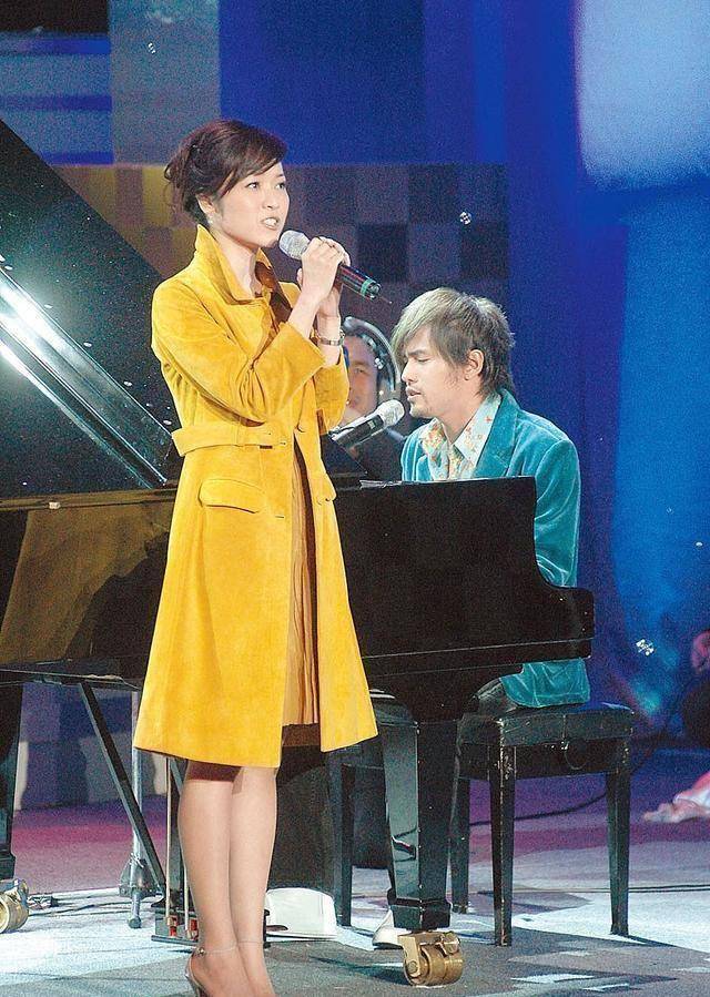 周杰伦"无与伦比"成长史(2)_徐若瑄_歌曲_公司