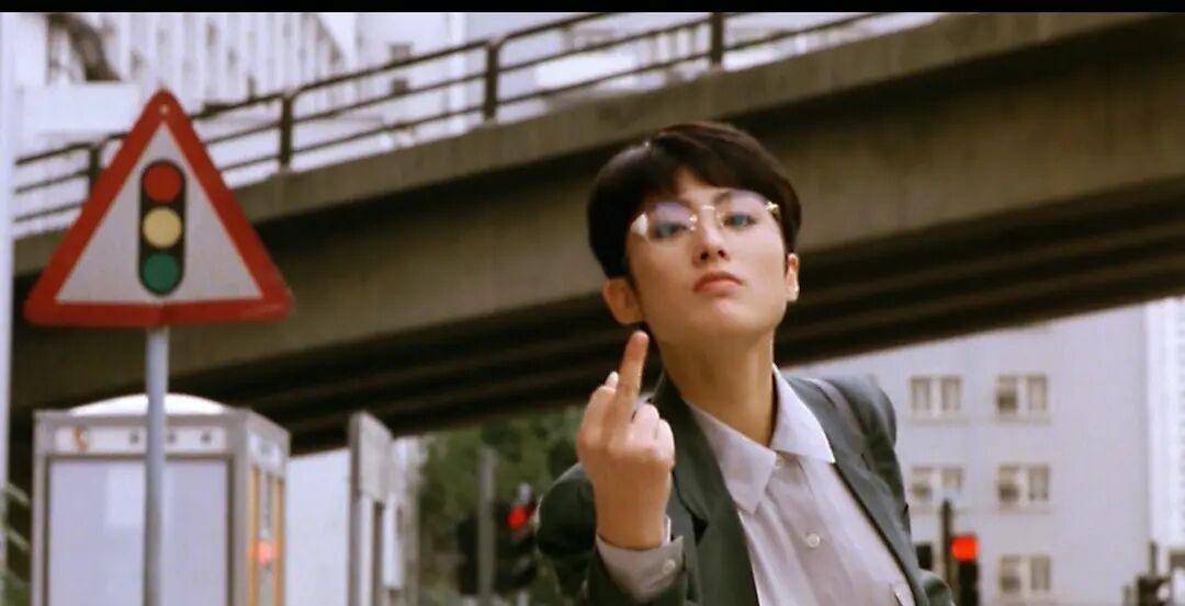 三十年前的《与龙共舞》,浑身解数的刘德华却被张敏一根手指打败_经典