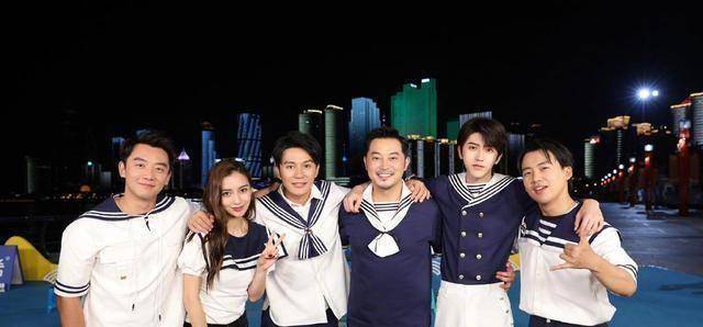 郑恺筹备与苗苗婚礼,现场环境优美,伴郎团或是跑男团兄弟_网友_事情