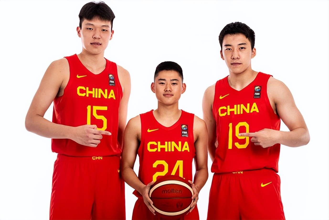 中国u19男篮12位小将资料,一点与三强存"差距"_身高_球员_比赛