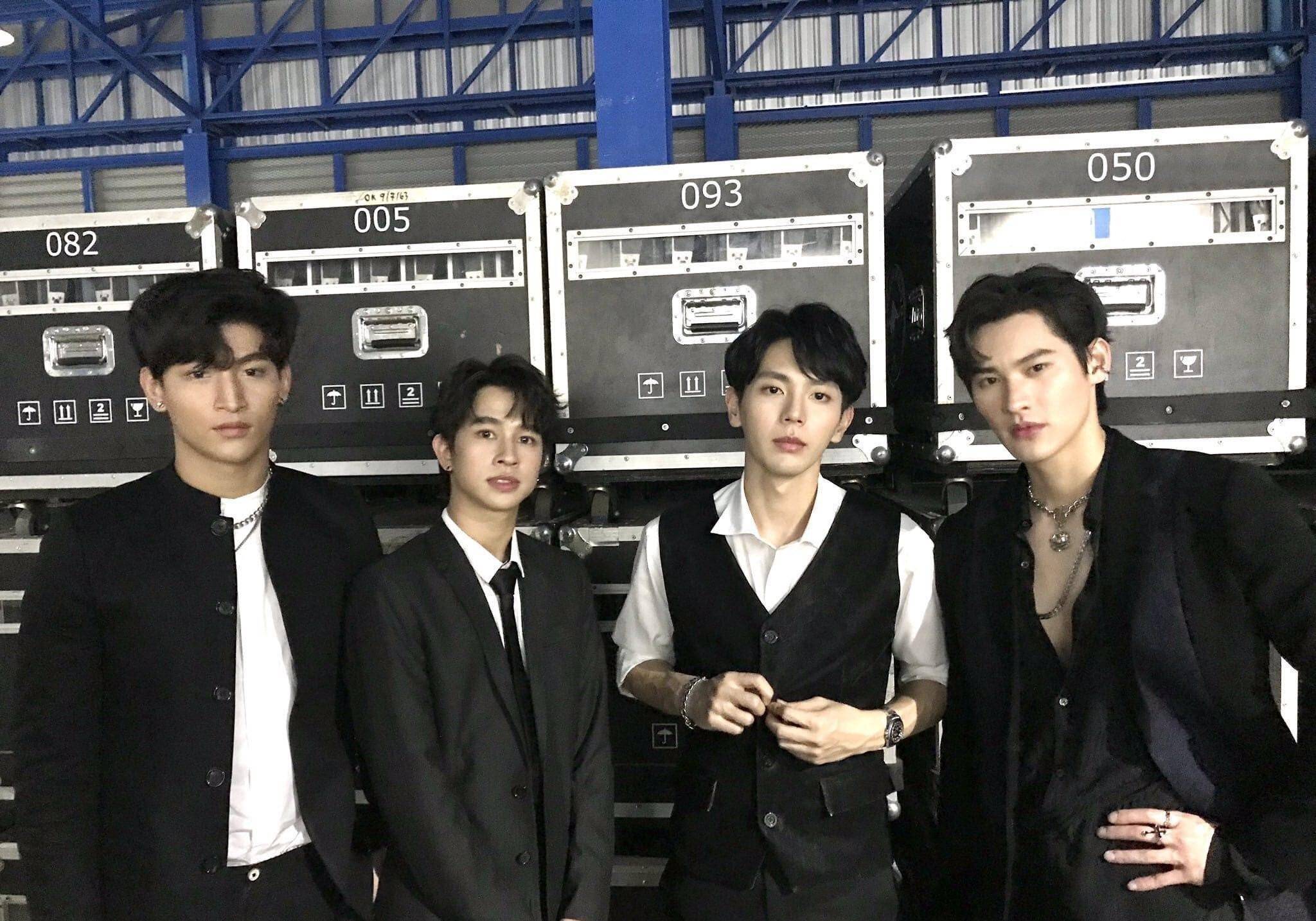 kimmon warodom,copter panuwat (他们俩曾共同出演泰剧《逐月之月》