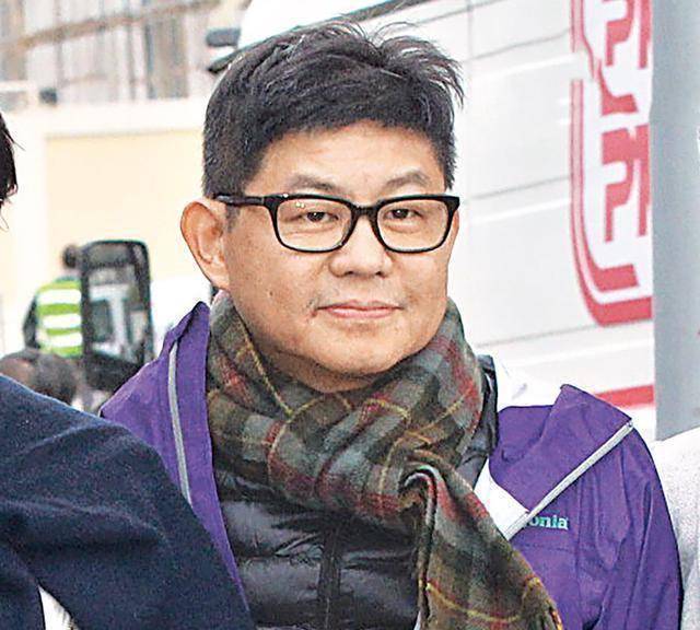 监制也另换他人_周柏豪_何丽全_高层