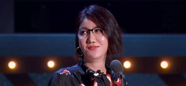 《吐槽大会5》她霸气外露,这位有背景且够狠的女人,就是易立竞_问题