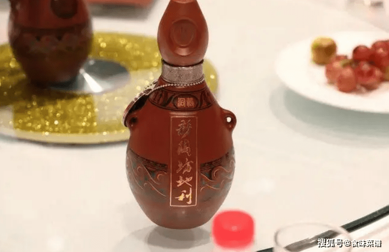 市面上少见的高度酒 低度酒的组合,以四米三麦一梁一豆为原料,81到