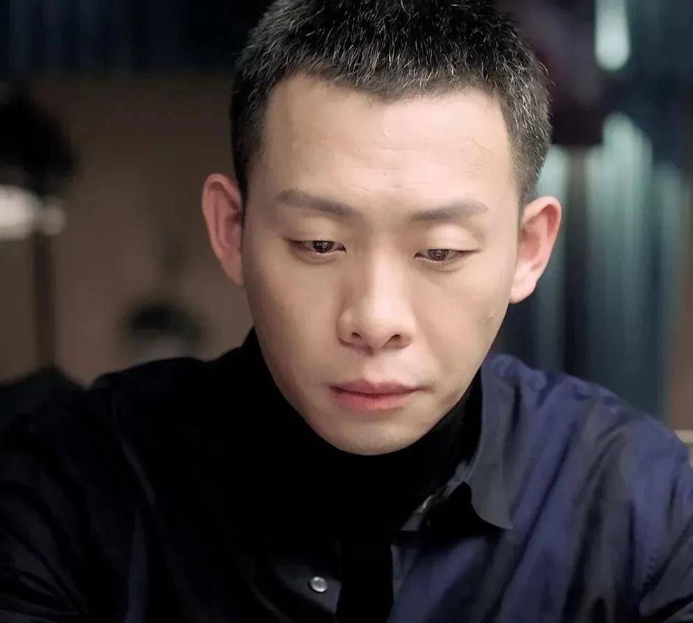 却动人心魄"的7位男星,颜值不出众,却帅的别有风味_角色_段奕宏_气质
