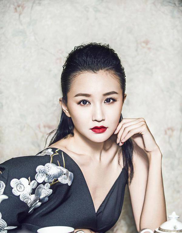 《正阳门下2》徐慧真和蔡全无的女儿叫做"徐静平",两人一共抚养三个