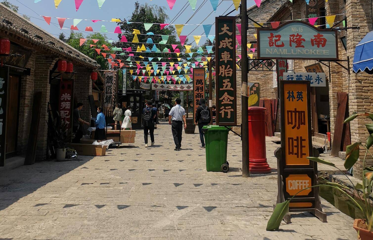 "中原小横店"太行红村开启民国穿越之旅