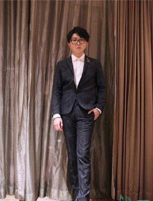 颤抖吧,看起来软萌可爱的毛不易身高真的有183_节目_武艺_歌曲