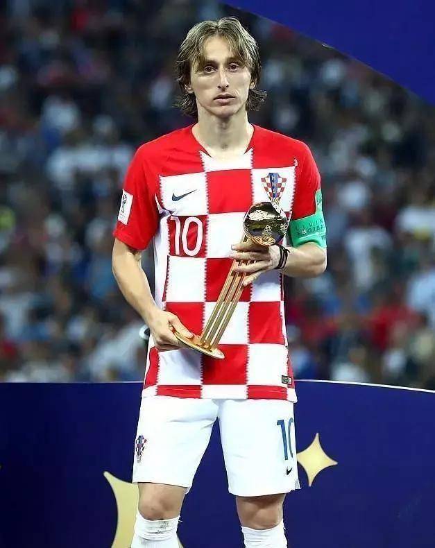 国米给魔笛开出6000万欧高价,皇马缺人情味放行或水到渠成_莫德里奇