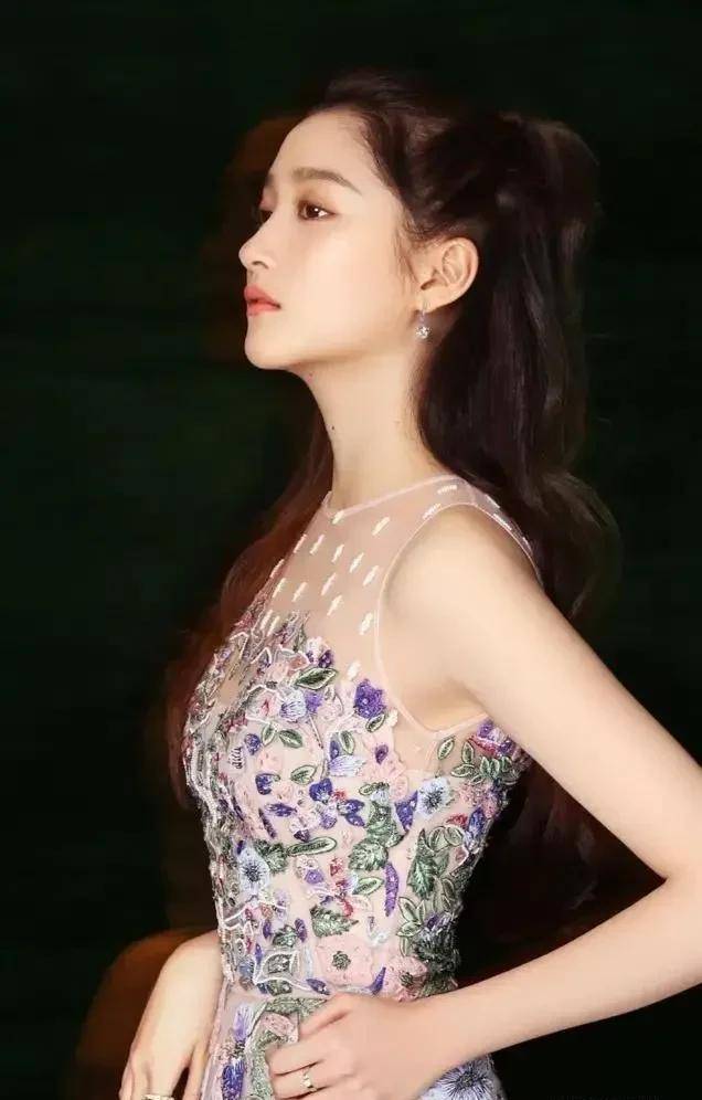 章子怡_关晓彤_感觉