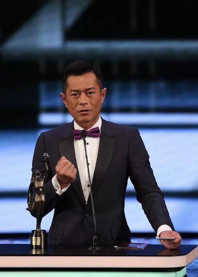 24年前这部《男儿当入樽》,成了郑伊健古天乐事业的分水岭_电影_扣篮