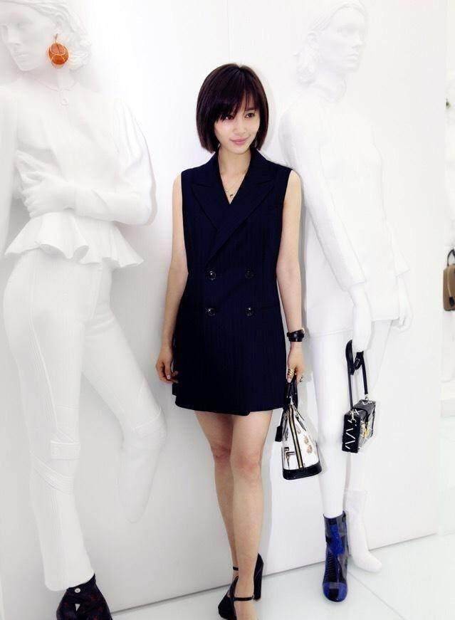 155的王子文愣是穿成了180,这逆天大长腿刘雯都自叹不如啊_上衣_个子